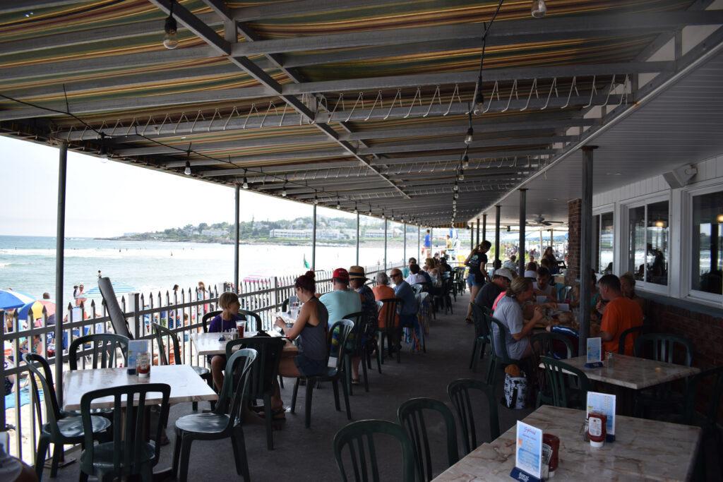 Splash Restaurant Outdoor Deck 11 | Splash Ogunquit Beach