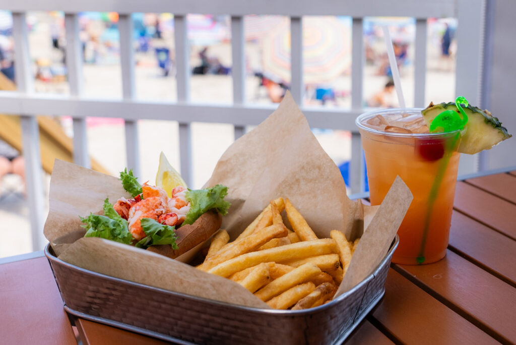 lobster roll fries at splash restaurant